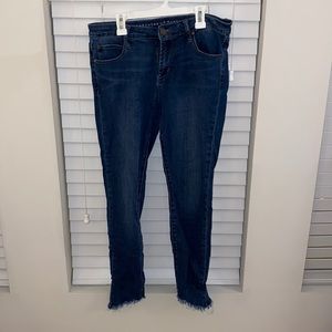 Blue skinny jeans